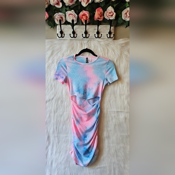 H&M Divided Lazy Surf Beach Club Tie-Dye Cutout Bodycon Dress - Picture 1 of 8
